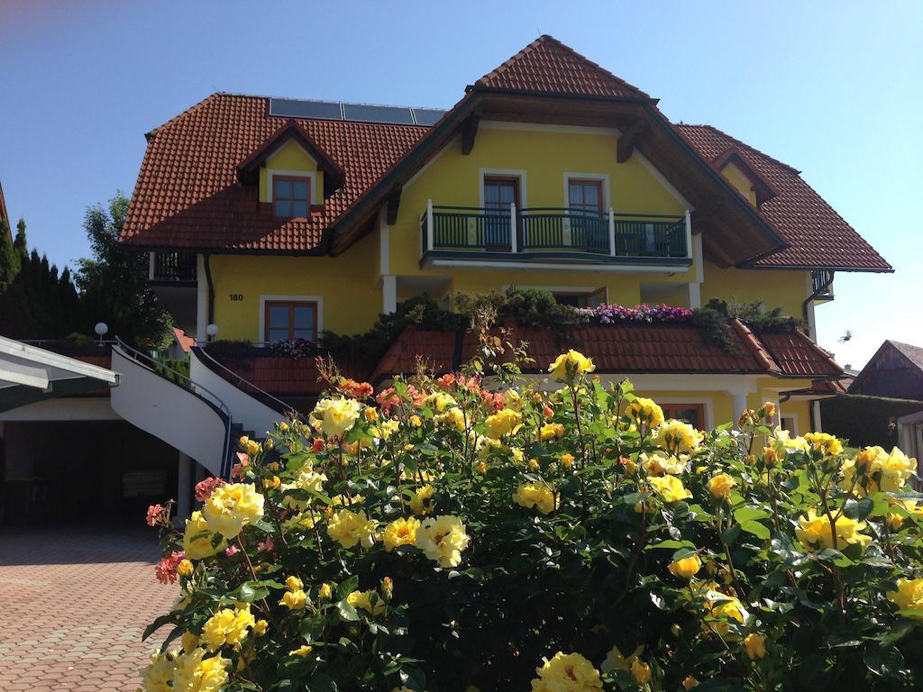 Haus Rose Apartment Wenigzell Ngoại thất bức ảnh